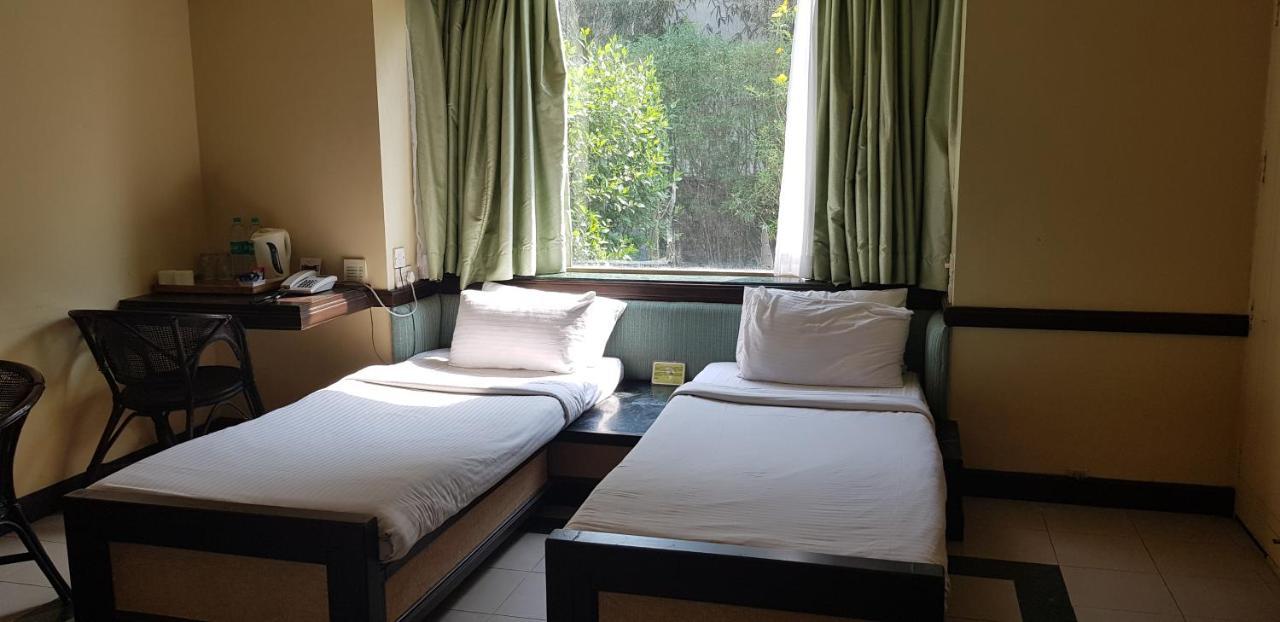 The Meadows Resort And Spa Aurangābād Extérieur photo