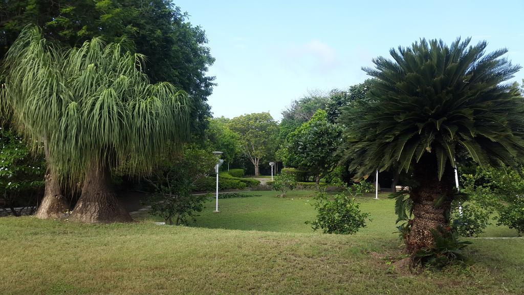 The Meadows Resort And Spa Aurangābād Extérieur photo